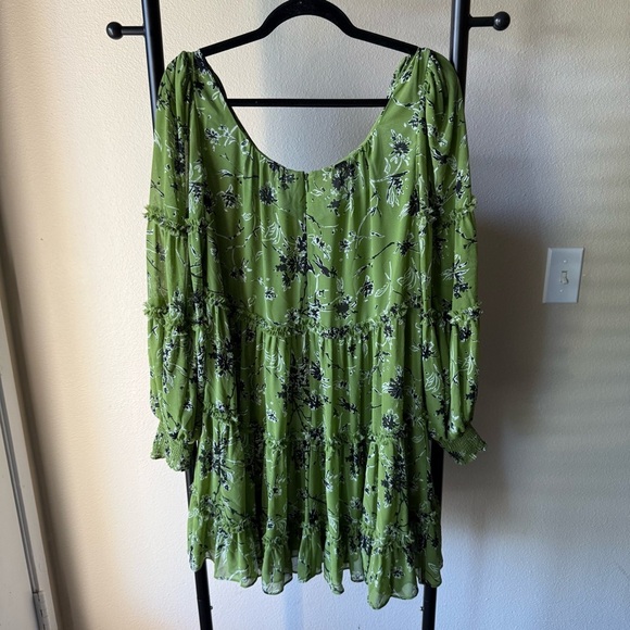 Cinq à Sept Green Floral Long Sleeve Dress - Picture 4 of 4